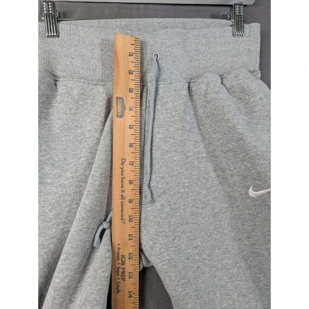 Nike womens phoenix